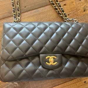 Chanel Black Quilted Shoulder Bag with Gold Accents